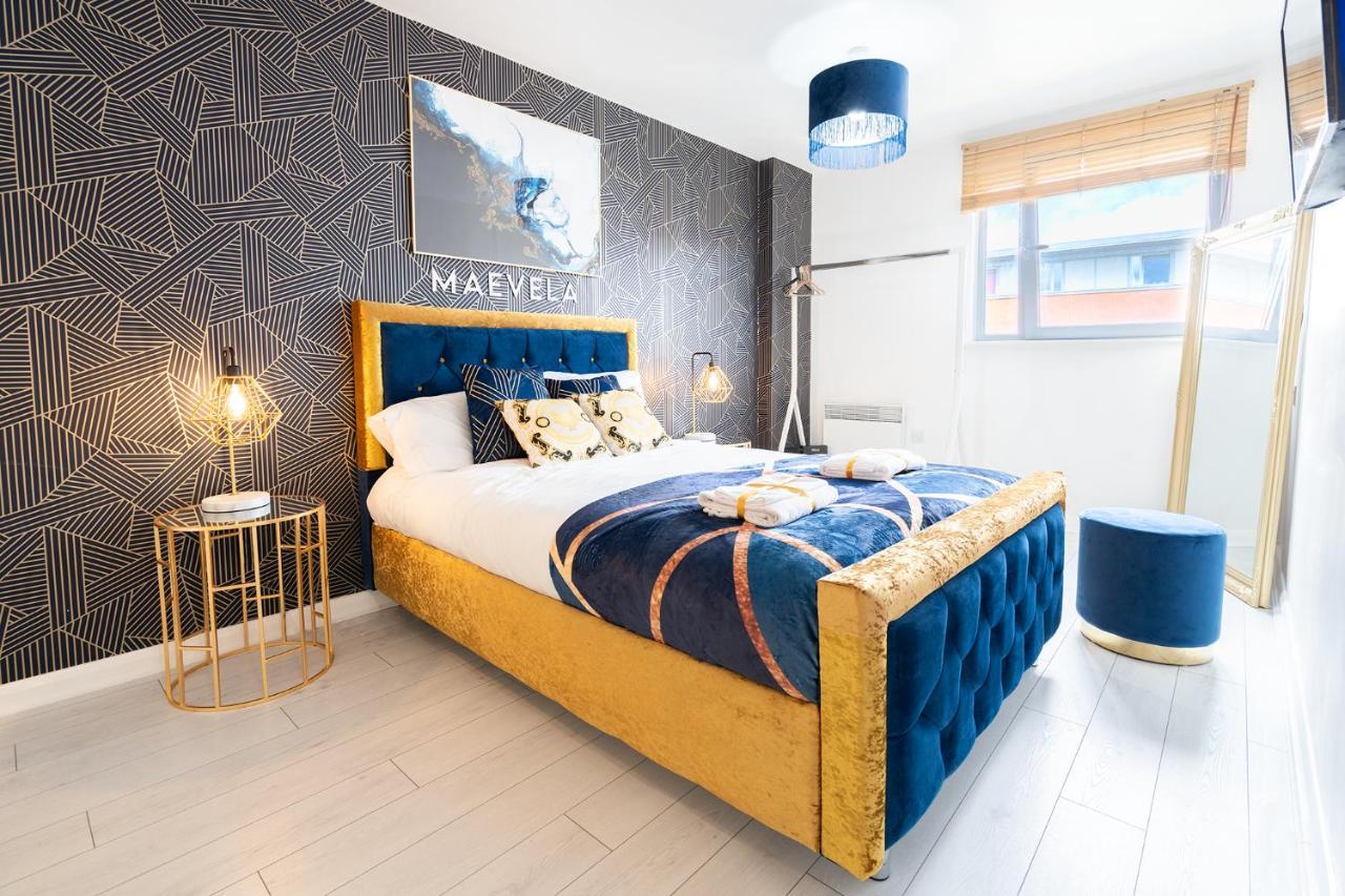 Maevela Apartments - Ultra Lavish Luxury 2 Bed Apartment City Centre - With Balcony - Free Secure Parking - Ps4 & Smart Tv'S Birmingham Extérieur photo