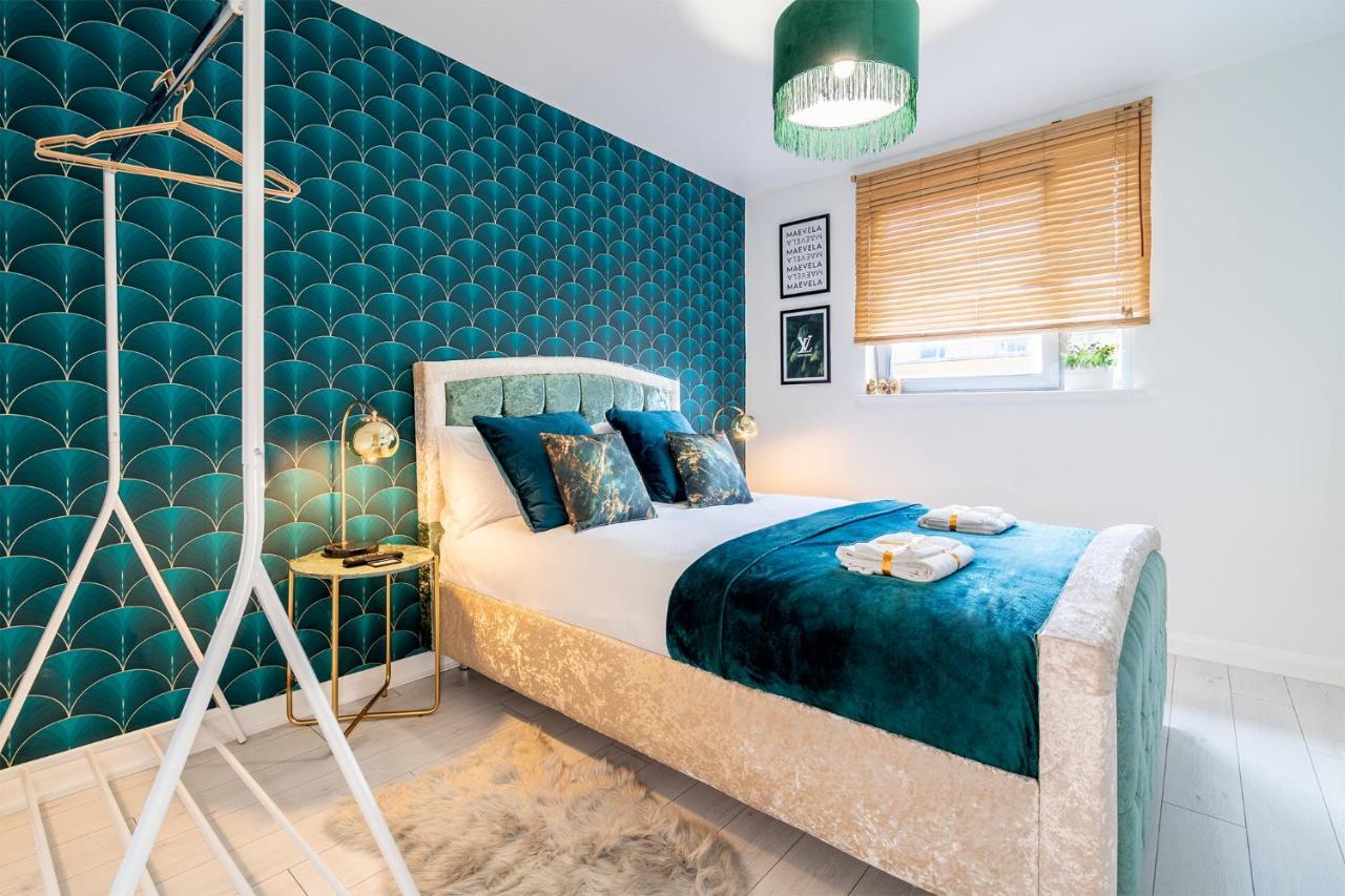 Maevela Apartments - Ultra Lavish Luxury 2 Bed Apartment City Centre - With Balcony - Free Secure Parking - Ps4 & Smart Tv'S Birmingham Extérieur photo