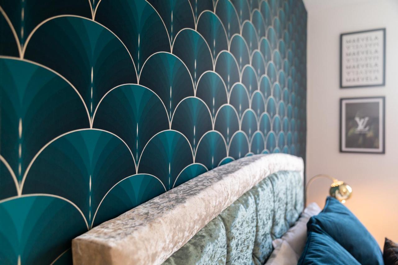 Maevela Apartments - Ultra Lavish Luxury 2 Bed Apartment City Centre - With Balcony - Free Secure Parking - Ps4 & Smart Tv'S Birmingham Extérieur photo