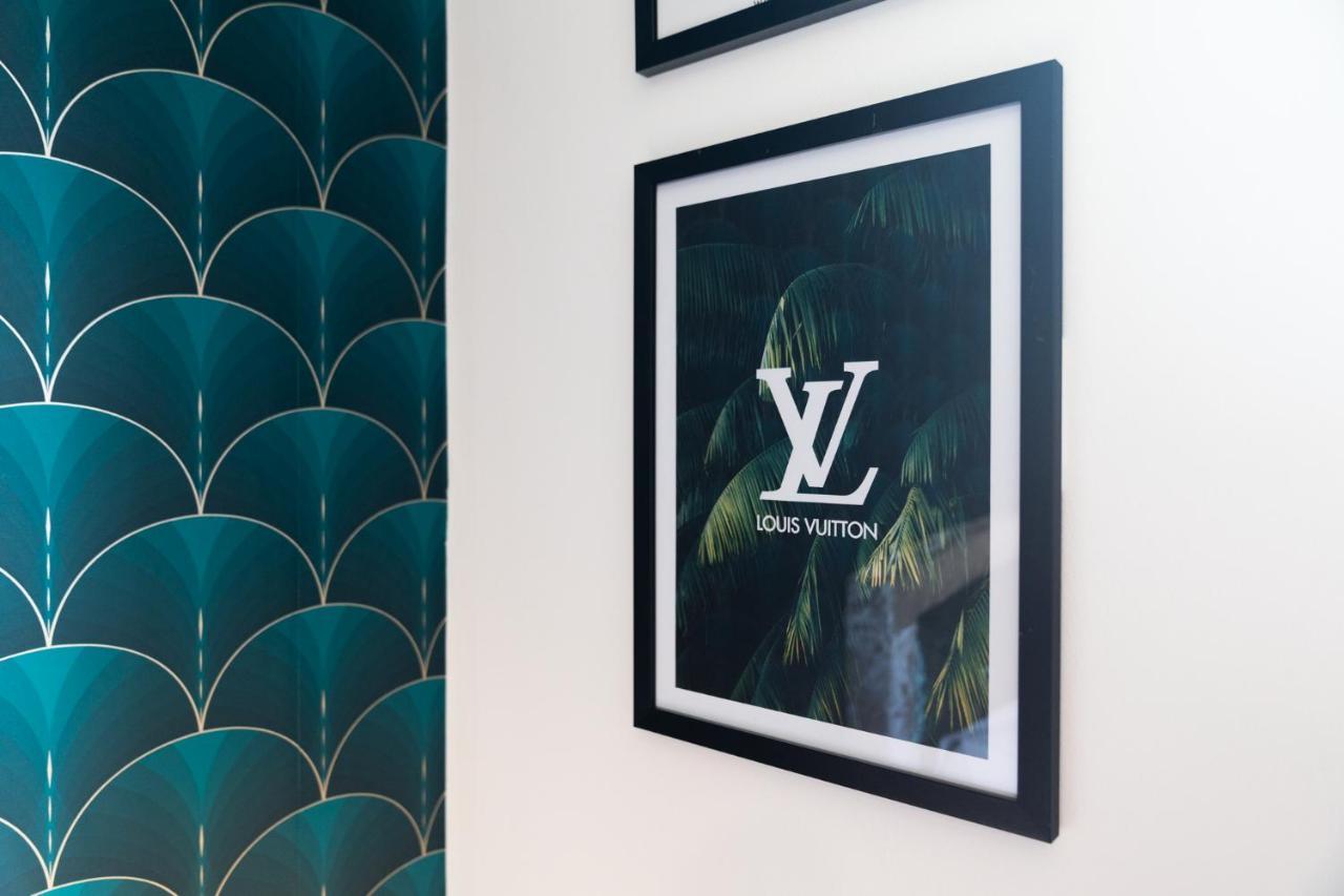 Maevela Apartments - Ultra Lavish Luxury 2 Bed Apartment City Centre - With Balcony - Free Secure Parking - Ps4 & Smart Tv'S Birmingham Extérieur photo